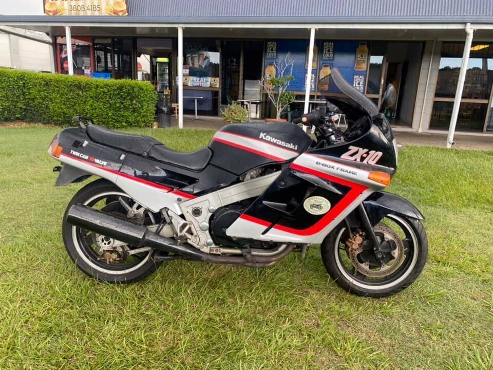 1988 KAWASAKI ZX-10 ROAD
