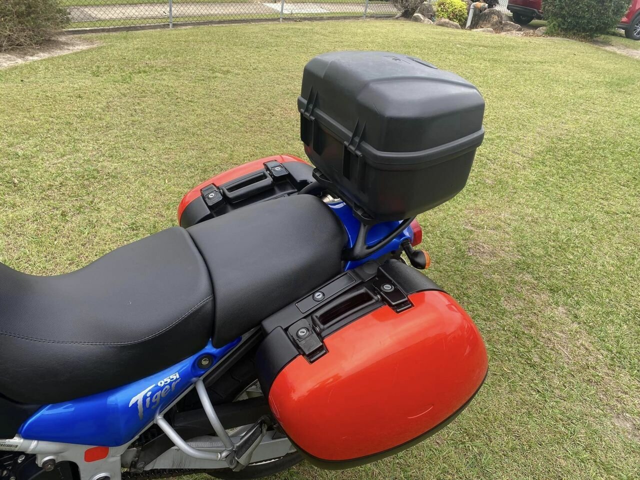 2006 TRIUMPH TIGER 955i DUAL SPORTS 