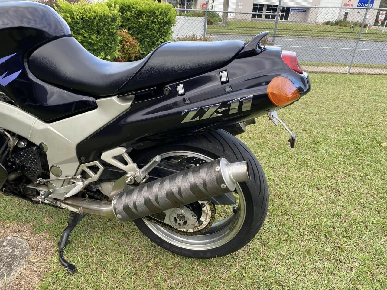 1995 KAWASAKI ZZR1100 ROAD