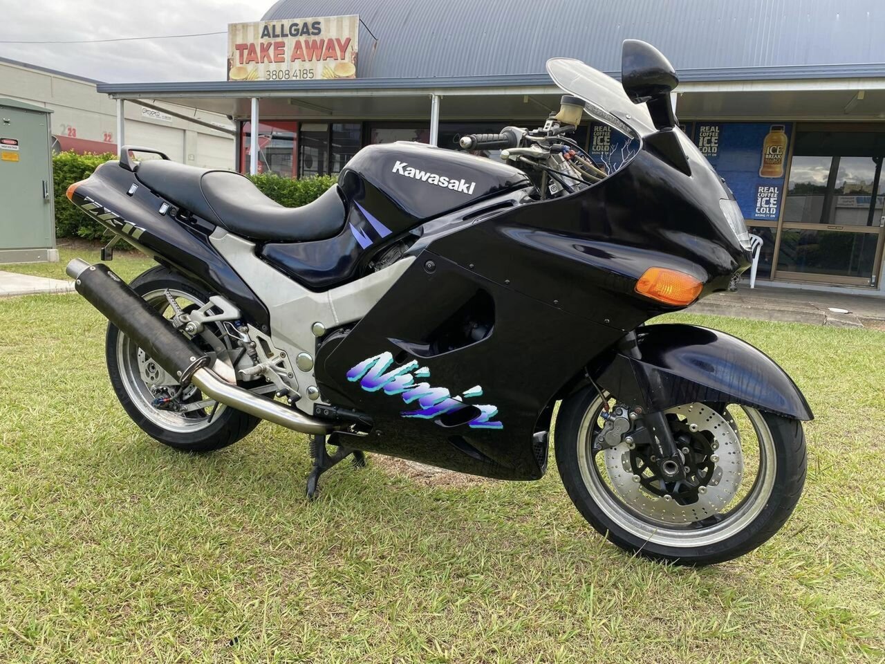 1995 KAWASAKI ZZR1100 ROAD