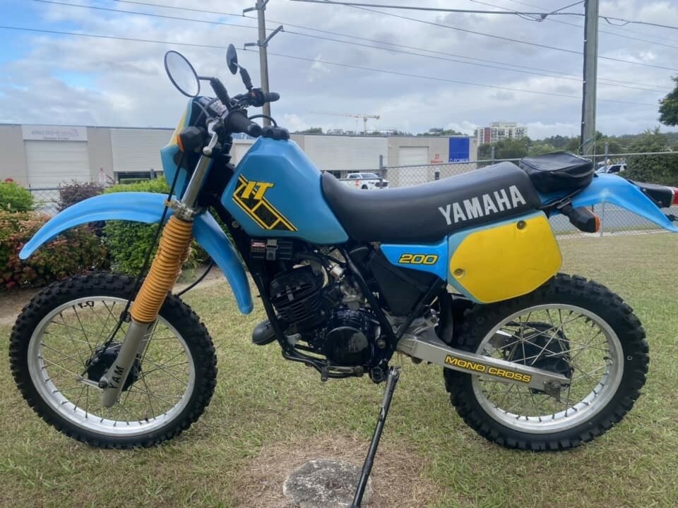 1985 YAMAHA IT200 ENDURO