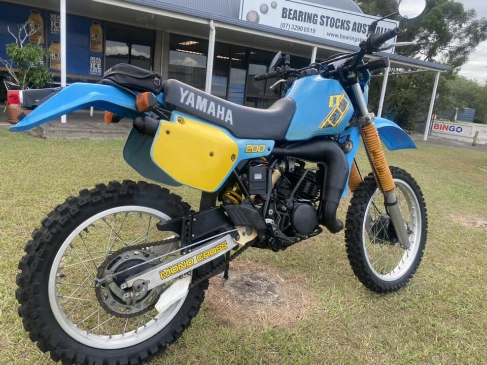1985 YAMAHA IT200 ENDURO
