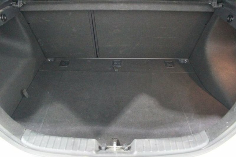 2011 HYUNDAI i30 SX FD MY11