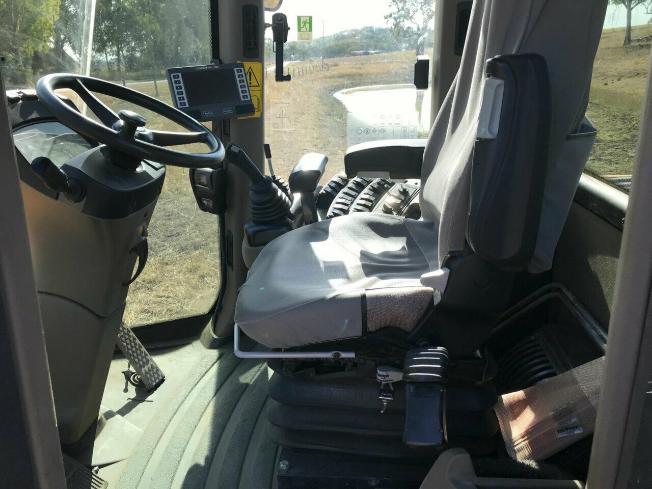 2017 CASE 621F LOADER