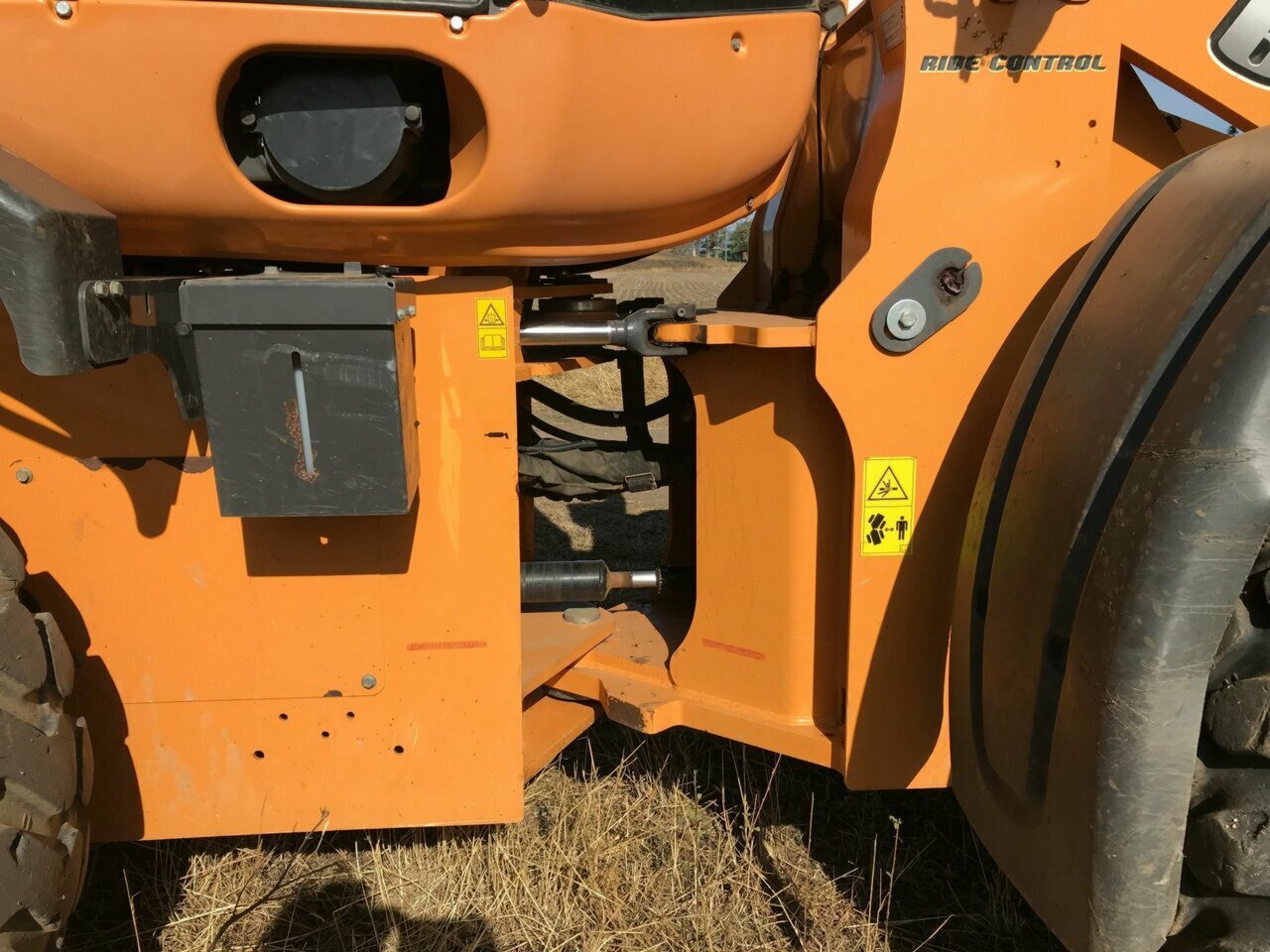 2017 CASE 621F LOADER