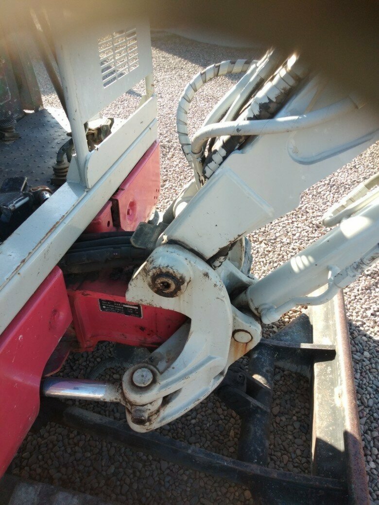 TAKEUCHI TB20R EXCAVATOR