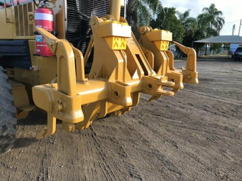 2006 CATERPILLAR 140H GRADER