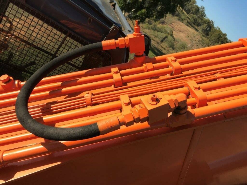 2006 HITACHI ZAXIS 230LC