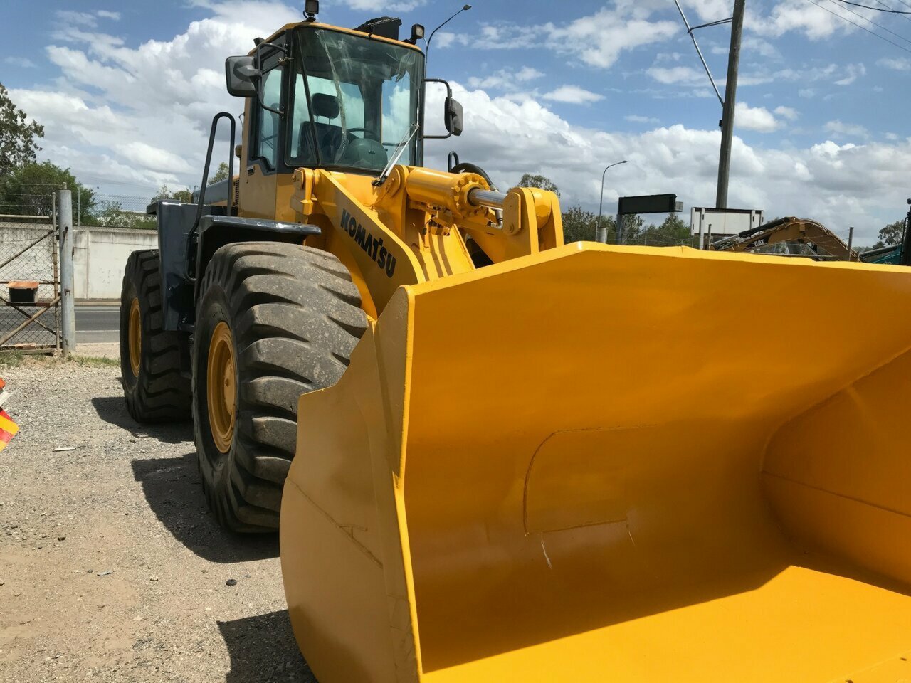 1998 KOMATSU WA420-3A