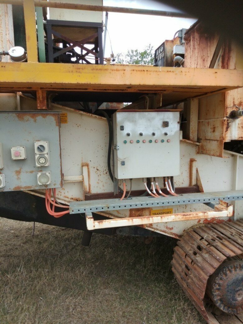 SHENYANG SYMONS 4 1/4 (51 INCH) CORE CRUSHER