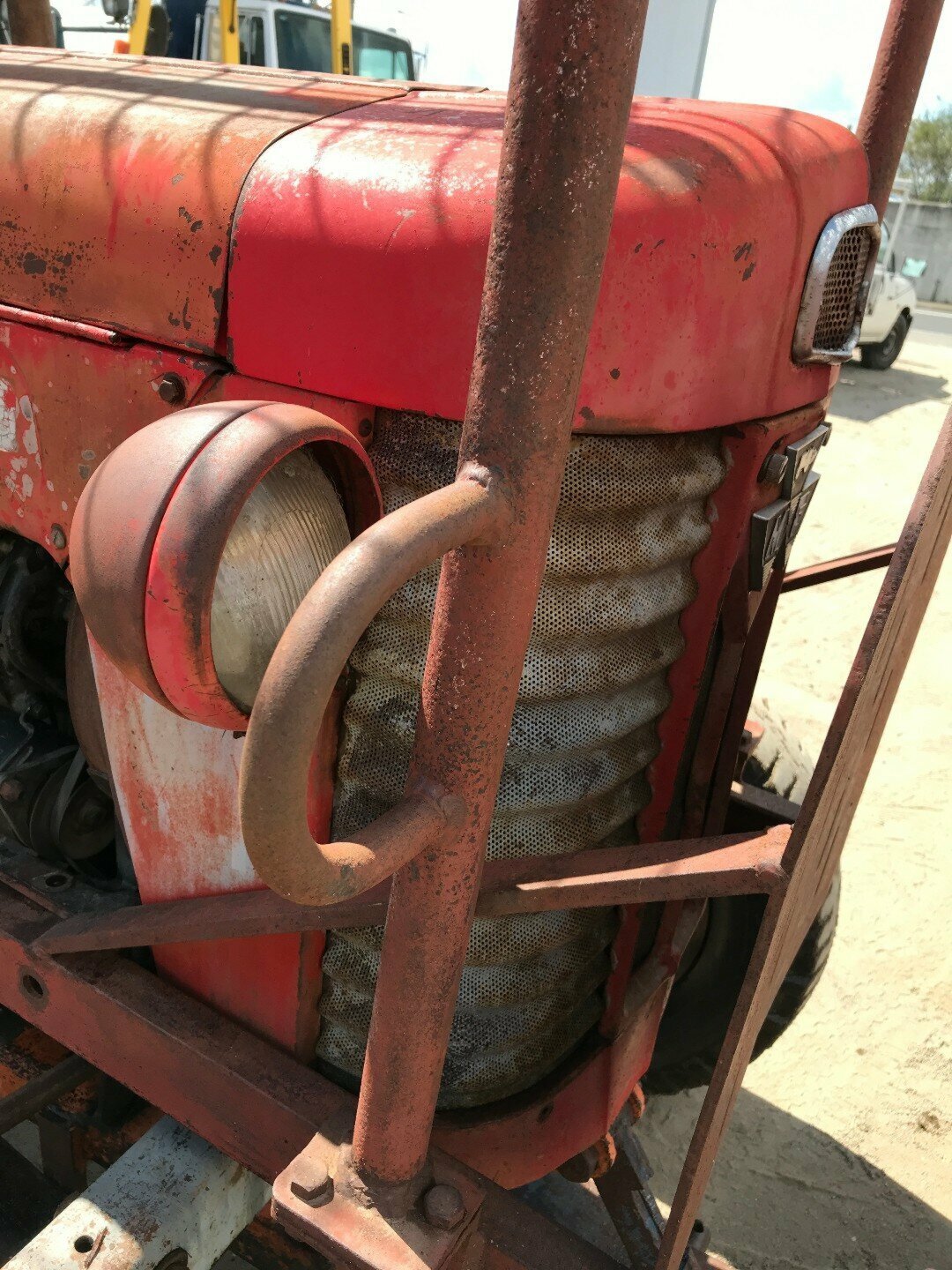 MASSEY FERGUSON 65