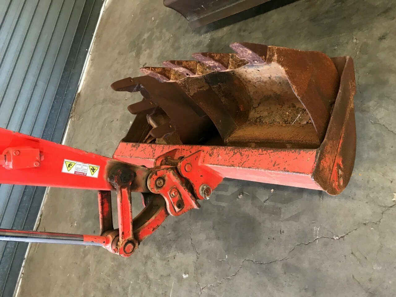 KUBOTA U25