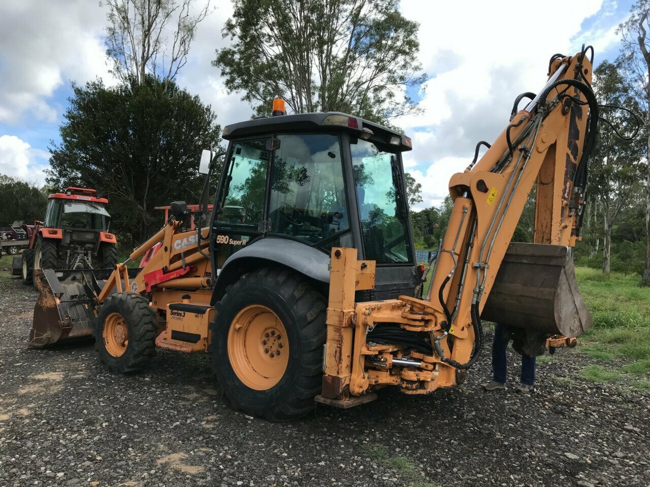 CASE 590 SUPER R SERIES 3