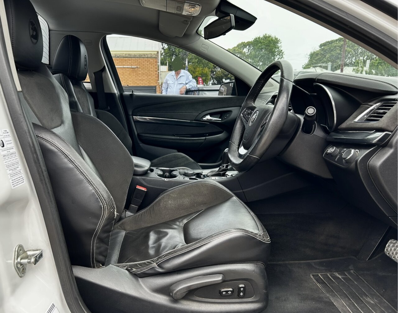 2014 HSV MALOO GEN F R8 6 SP AUTOMATIC UTILITY