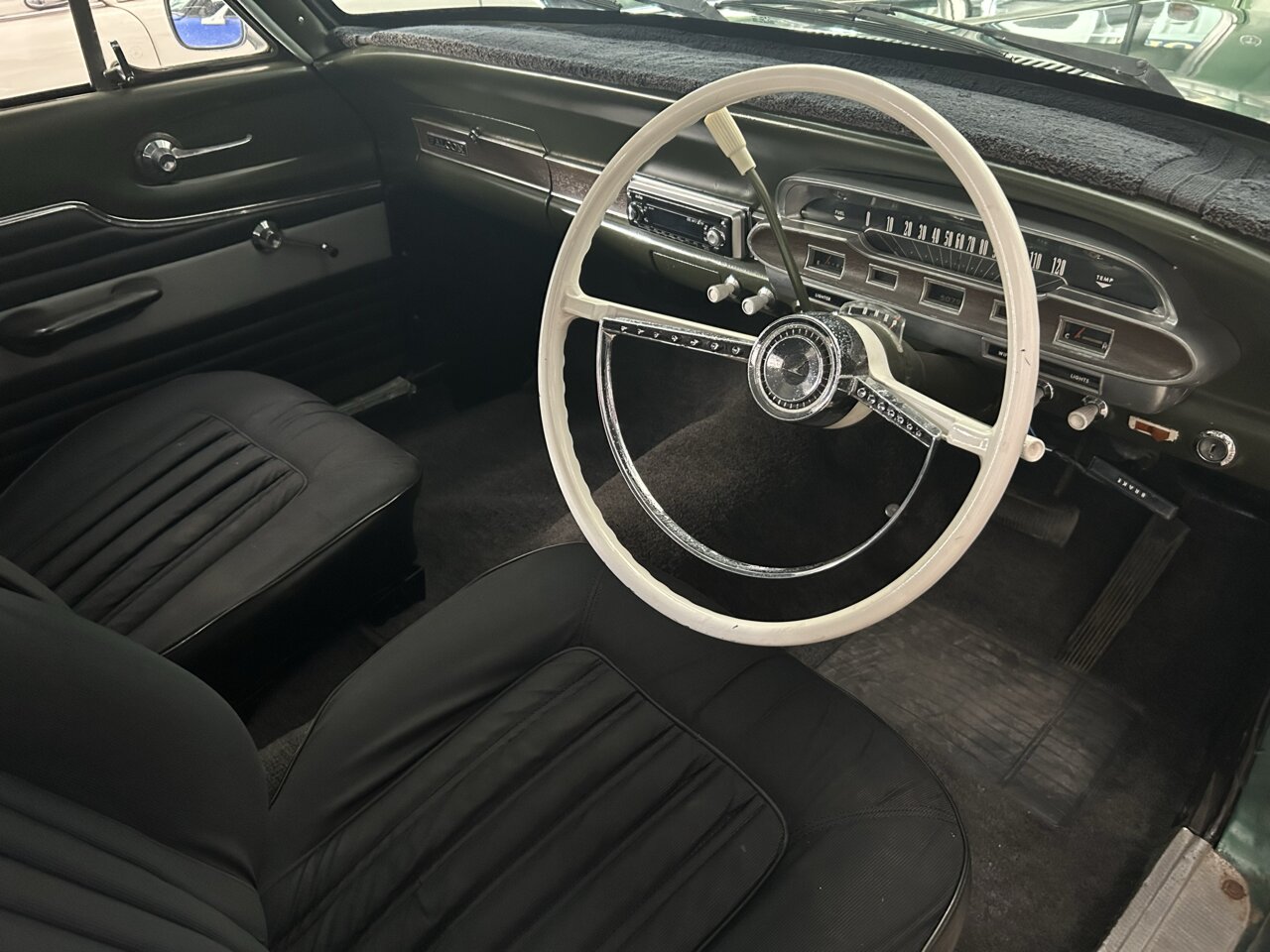 1965 FORD FALCON XP 3 SP AUTOMATIC 4D SEDAN