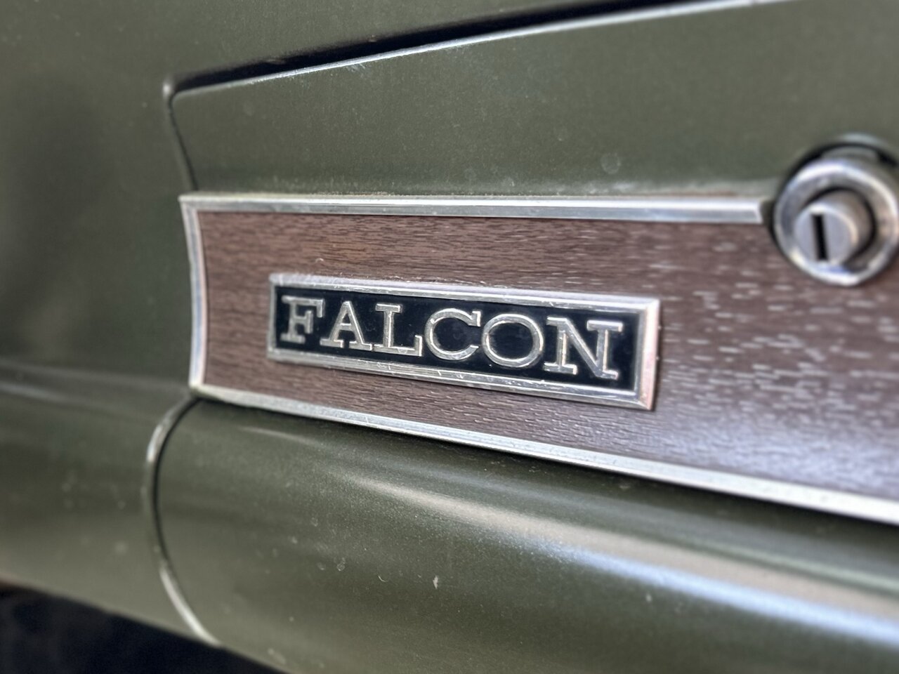 1965 FORD FALCON XP 3 SP AUTOMATIC 4D SEDAN