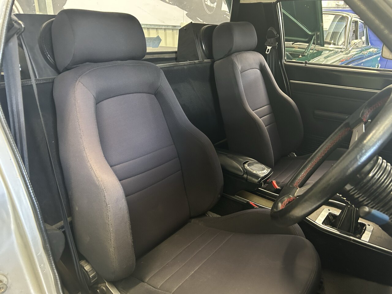 1975 CHRYSLER VALIANT VJ 5 SP MANUAL 2D UTILITY