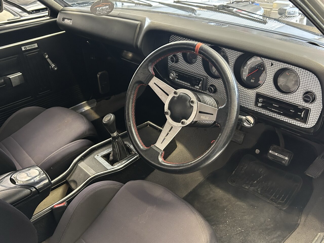1975 CHRYSLER VALIANT VJ 5 SP MANUAL 2D UTILITY