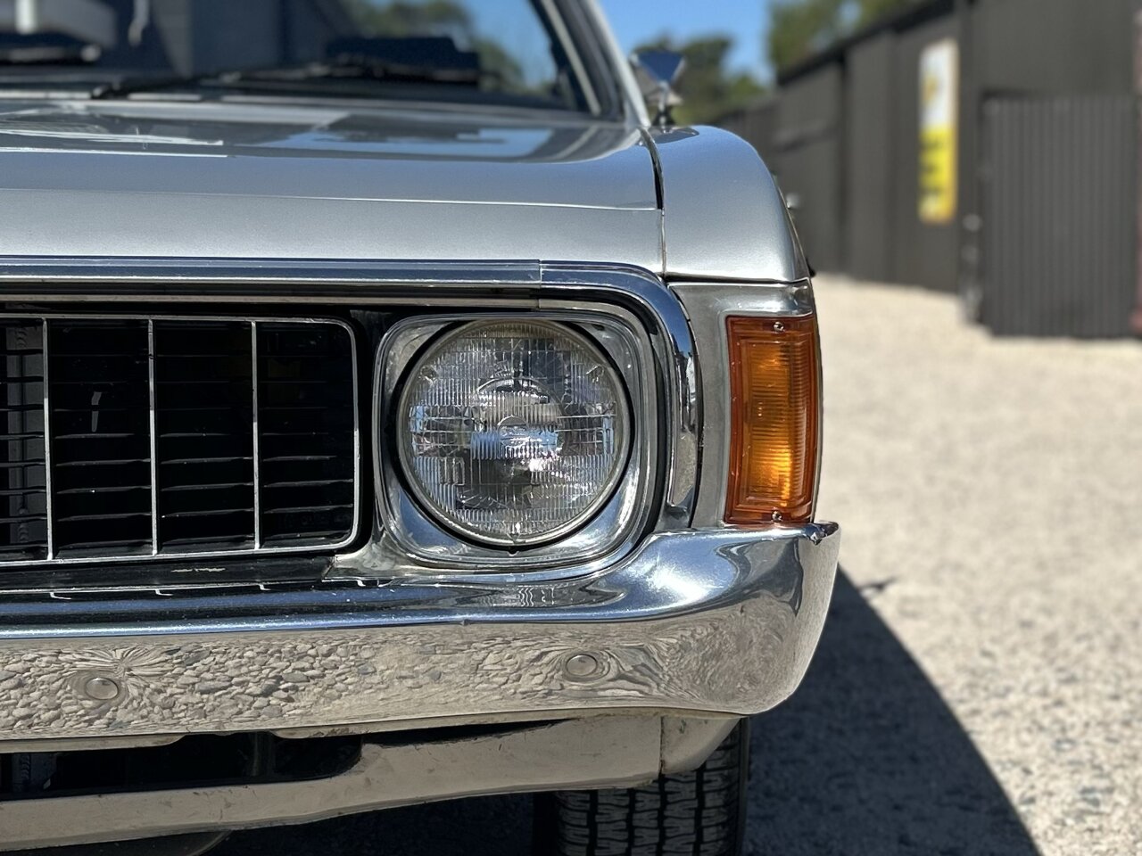 1975 CHRYSLER VALIANT VJ 5 SP MANUAL 2D UTILITY