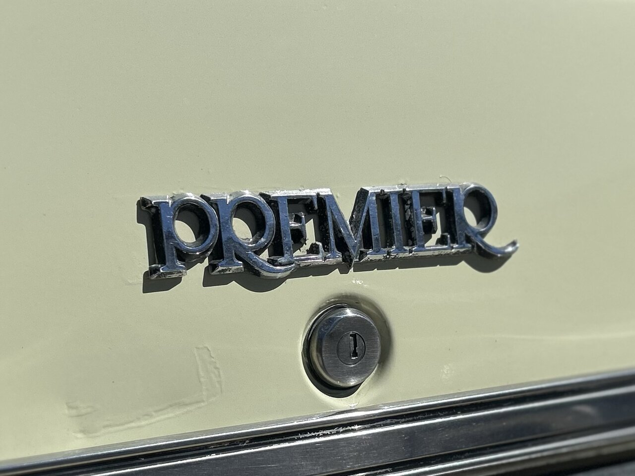 1978 HOLDEN HZ PREMIER 3 SP AUTOMATIC 4D SEDAN