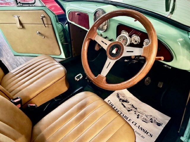 1957 MORRIS MINOR PANEL VAN