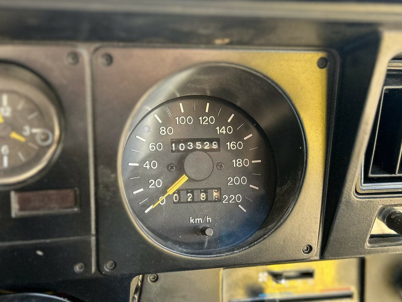 1978 HOLDEN HZ SANDMAN TRIBUTE 3 SP AUTOMATIC 2D PANEL VAN