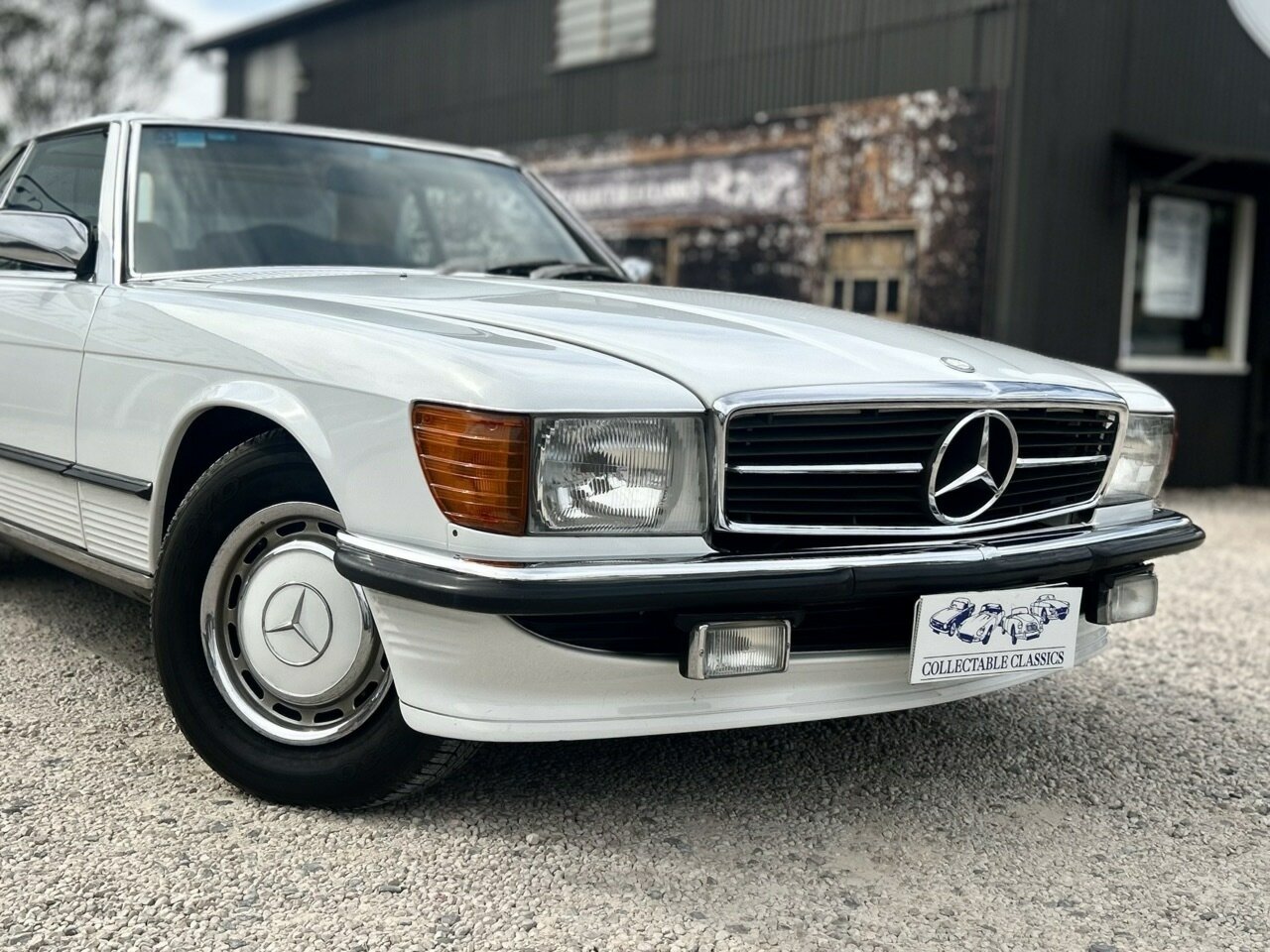 1982 MERCEDES-BENZ 380 SL COUPE