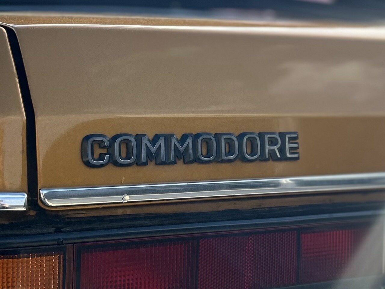 1981 HOLDEN COMMODORE VC 50TH ANNIVERSARY 4 SP MANUAL 4D SEDAN