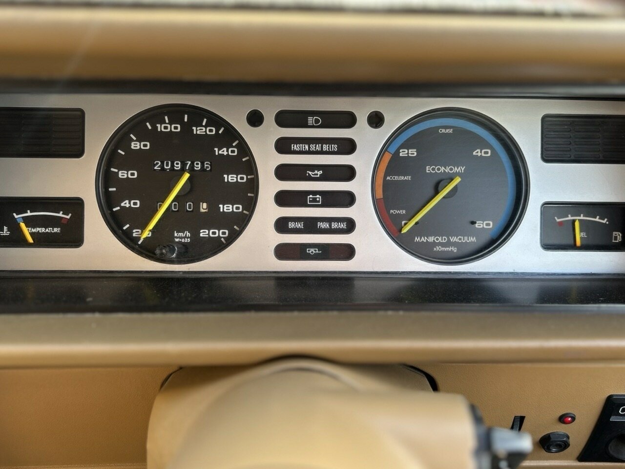 1981 HOLDEN COMMODORE VC 50TH ANNIVERSARY 4 SP MANUAL 4D SEDAN