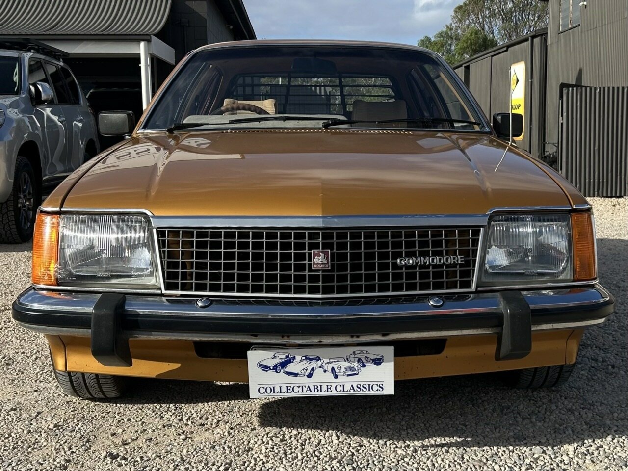 1981 HOLDEN COMMODORE VC 50TH ANNIVERSARY 4 SP MANUAL 4D SEDAN