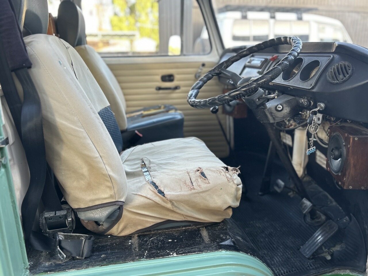1974 VOLKSWAGEN KOMBI T2 4 SP MANUAL 3D VAN