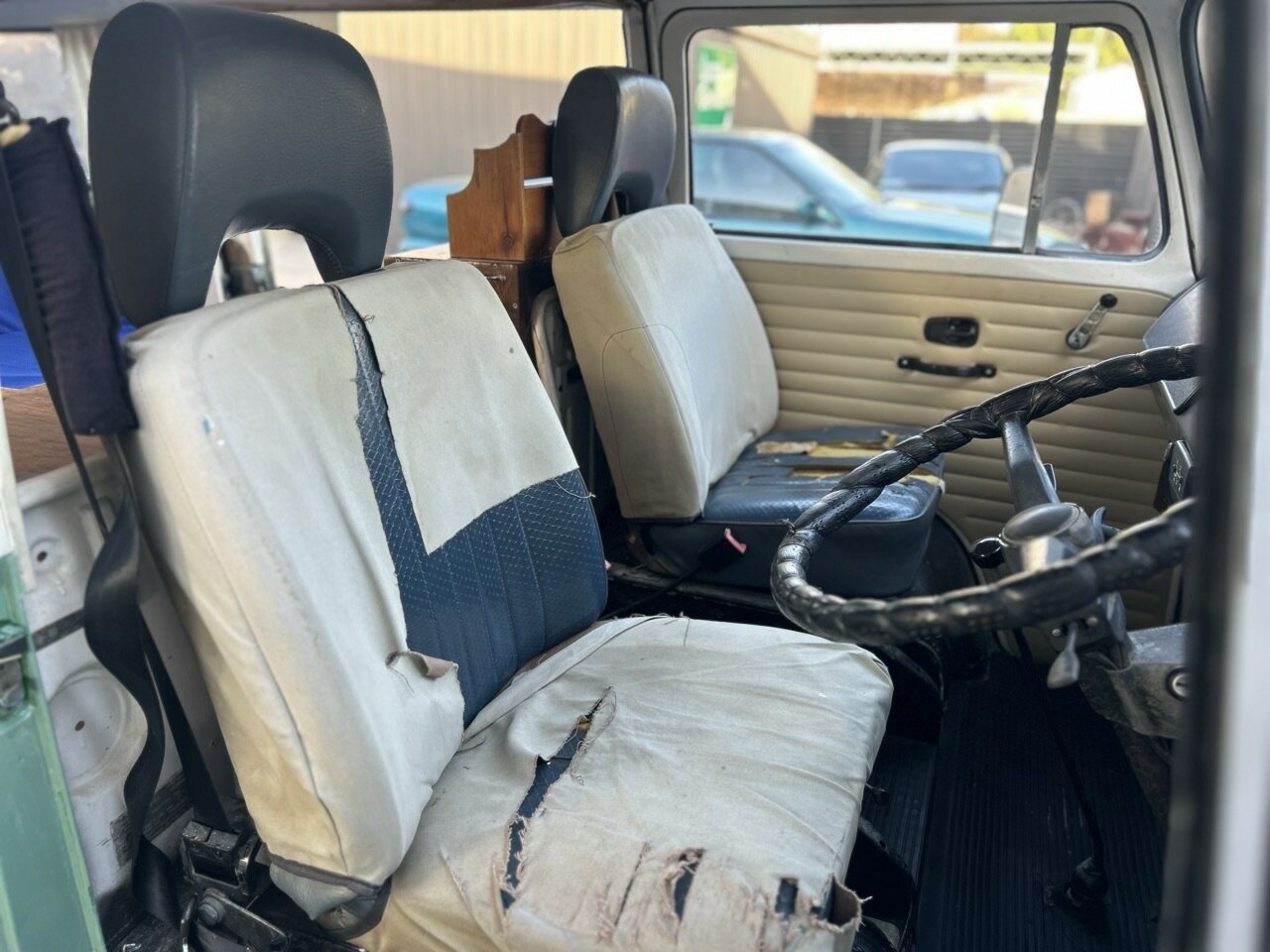 1974 VOLKSWAGEN KOMBI T2 4 SP MANUAL 3D VAN