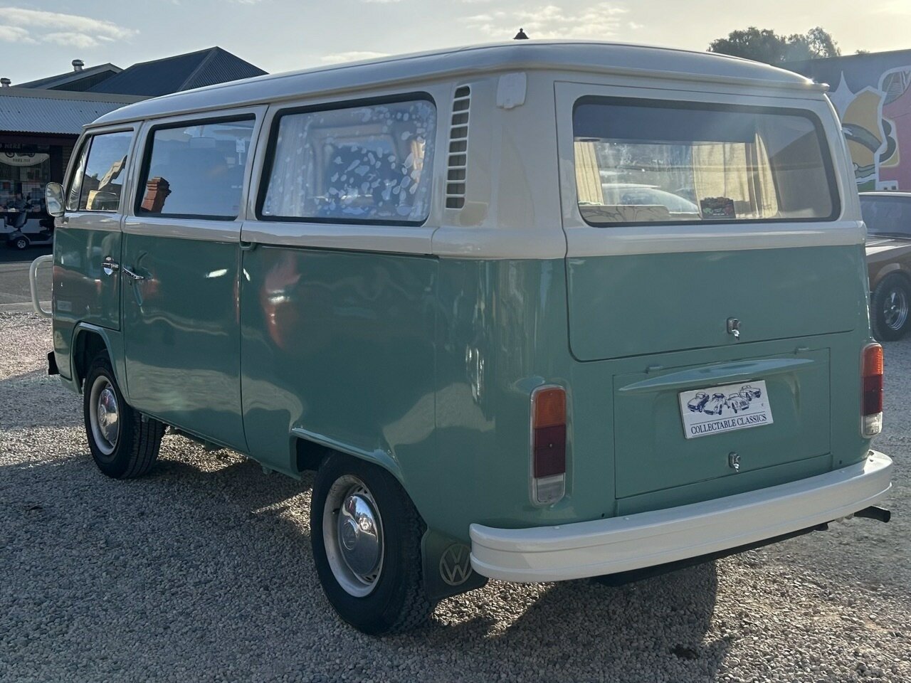 1974 VOLKSWAGEN KOMBI T2 4 SP MANUAL 3D VAN