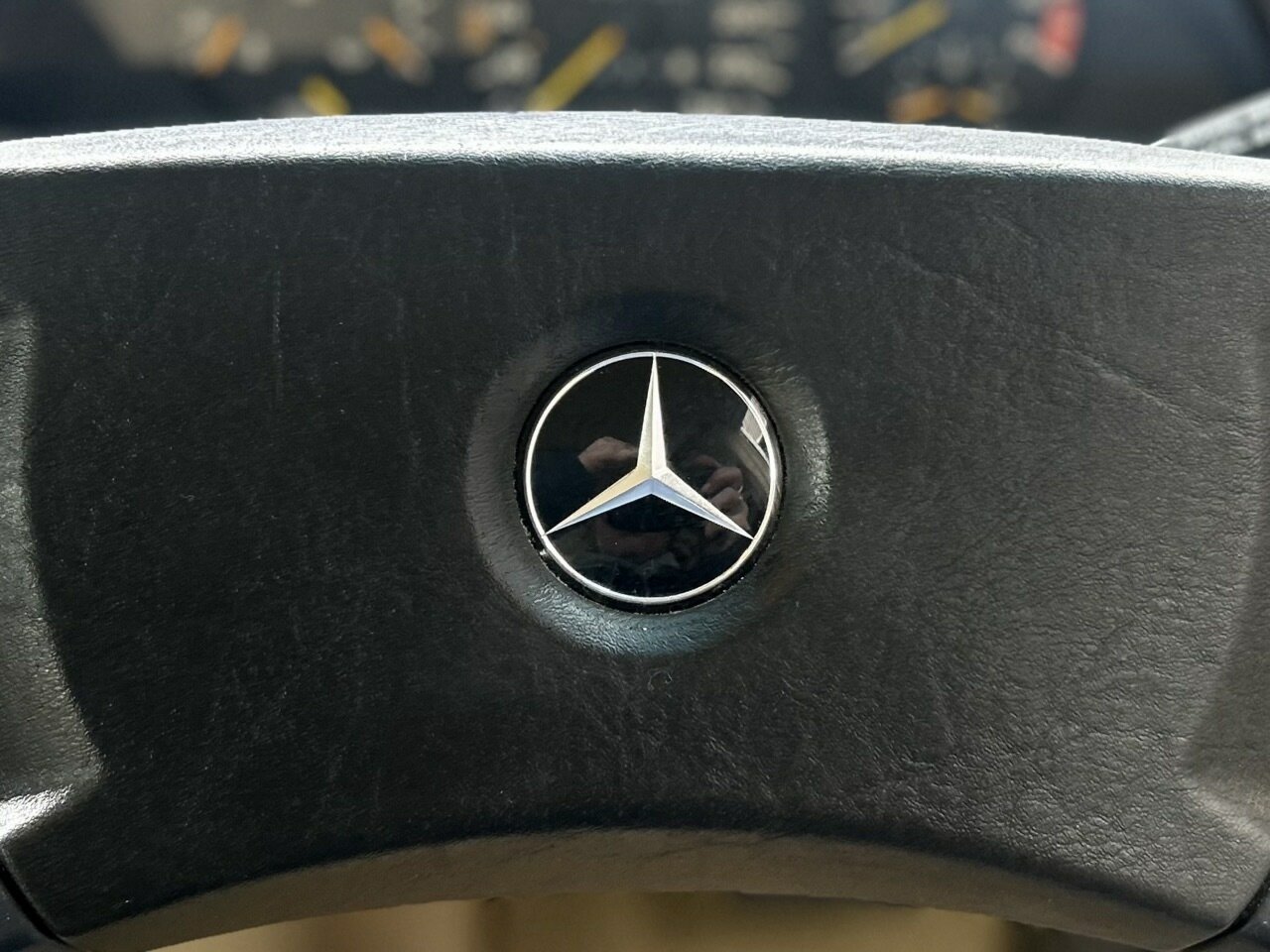 1988 MERCEDES-BENZ 300SE W126 4 SP AUTOMATIC 4D SEDAN