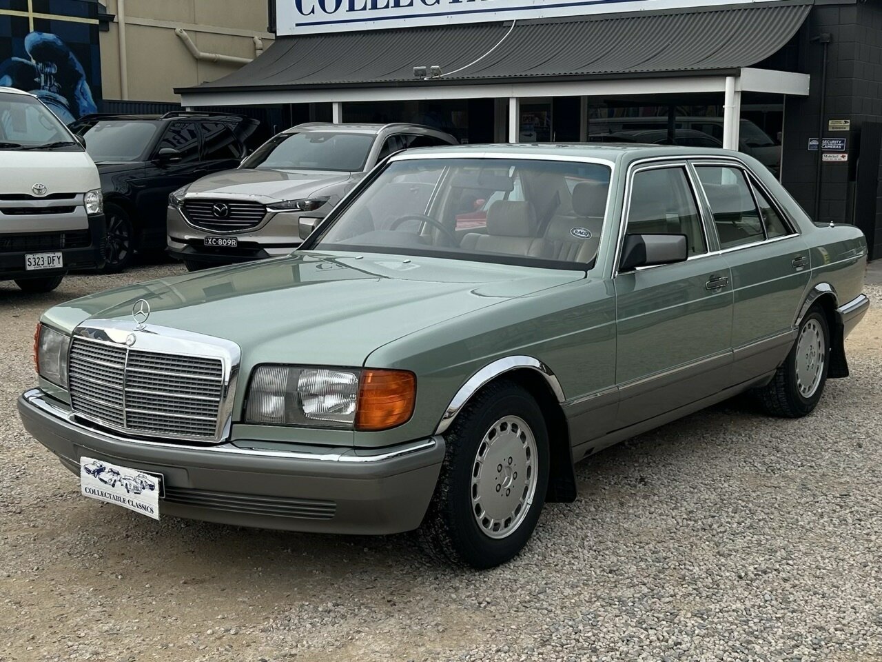 1988 MERCEDES-BENZ 300SE W126 4 SP AUTOMATIC 4D SEDAN