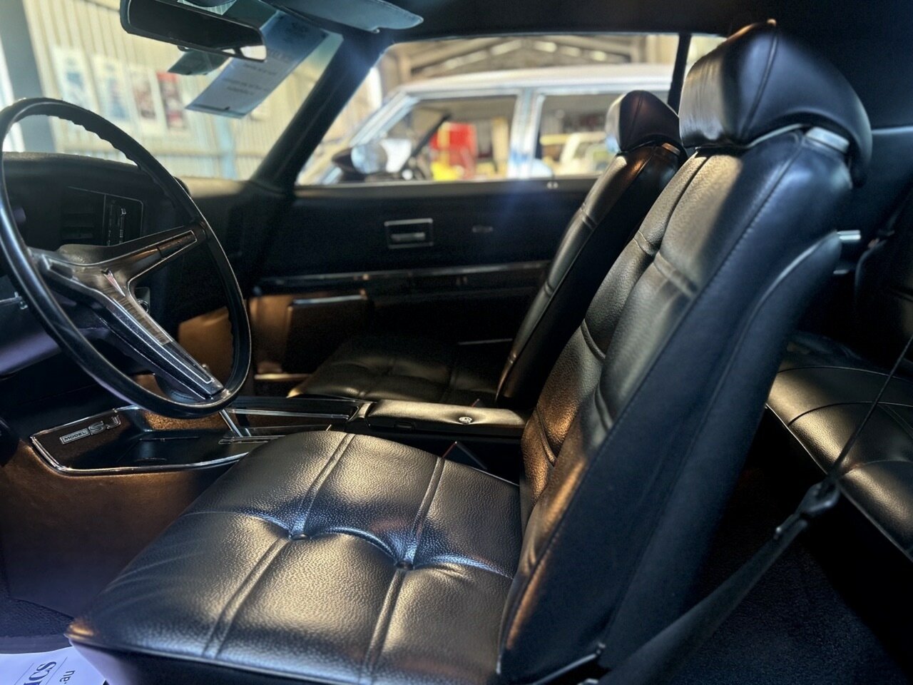 1971 PONTIAC GRAND PRIX SJ 3 SP AUTOMATIC 2D COUPE