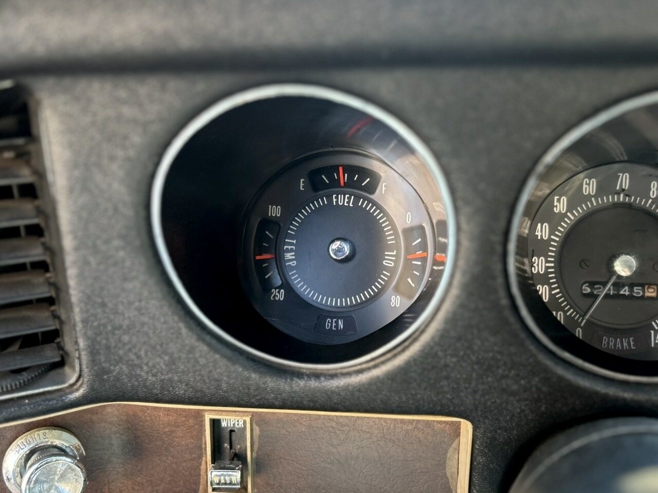 1971 PONTIAC GRAND PRIX SJ 3 SP AUTOMATIC 2D COUPE