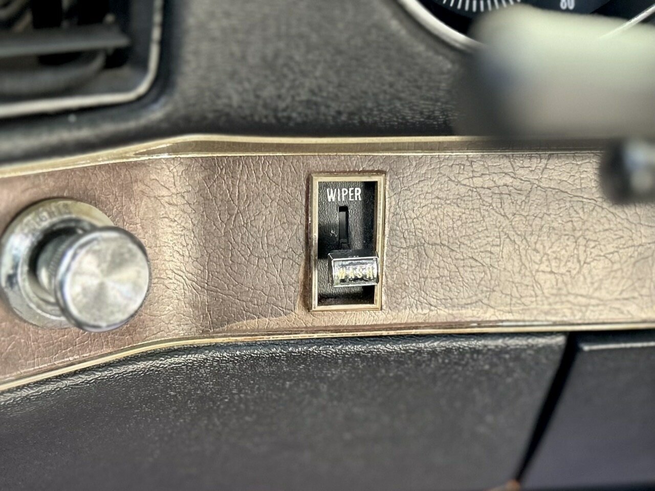 1971 PONTIAC GRAND PRIX SJ 3 SP AUTOMATIC 2D COUPE