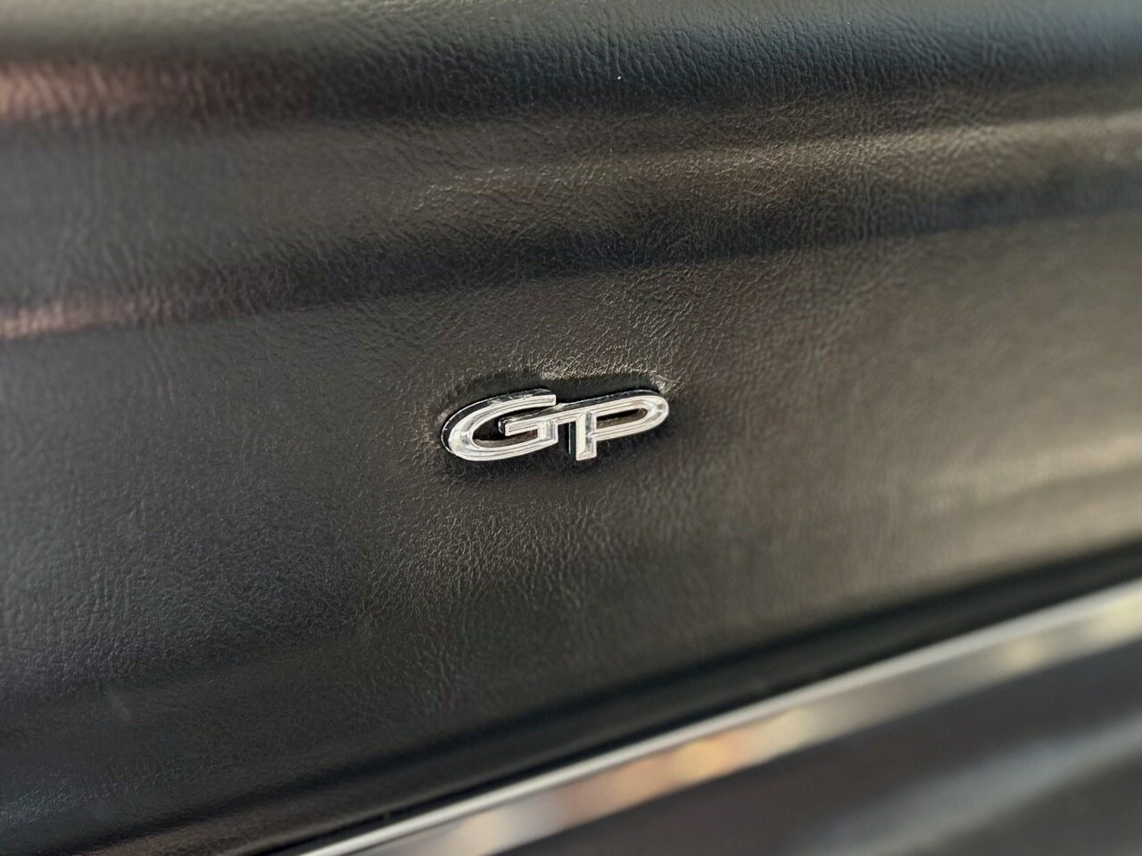 1971 PONTIAC GRAND PRIX SJ 3 SP AUTOMATIC 2D COUPE
