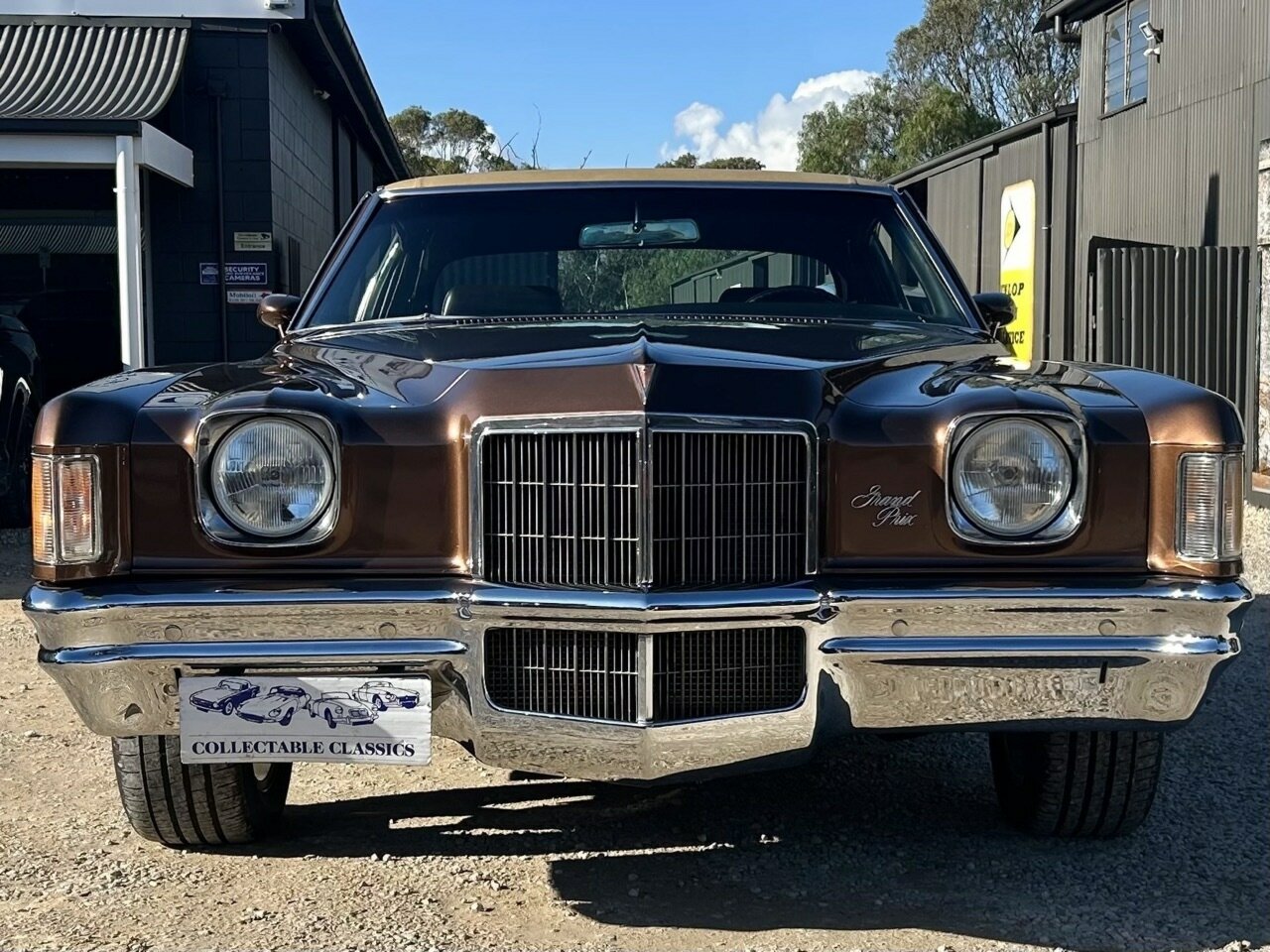 1971 PONTIAC GRAND PRIX SJ 3 SP AUTOMATIC 2D COUPE