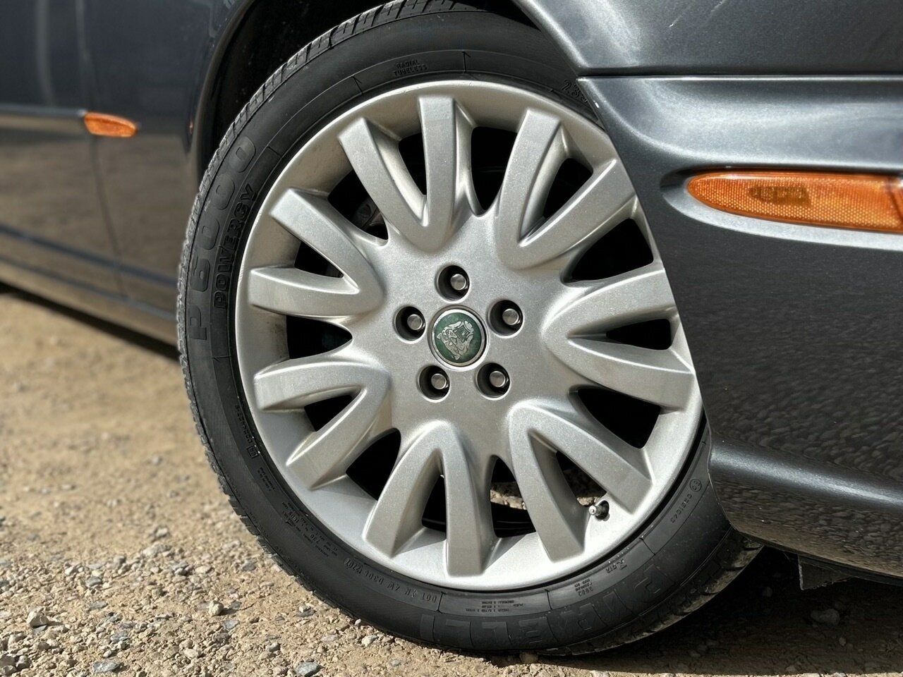 2004 JAGUAR XJ8 X350 SOVEREIGN 6 SP AUTOMATIC 4D SEDAN