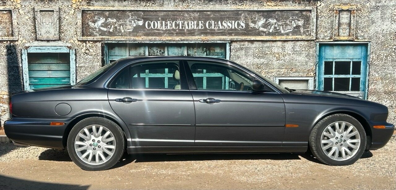 2004 JAGUAR XJ8 X350 SOVEREIGN 6 SP AUTOMATIC 4D SEDAN
