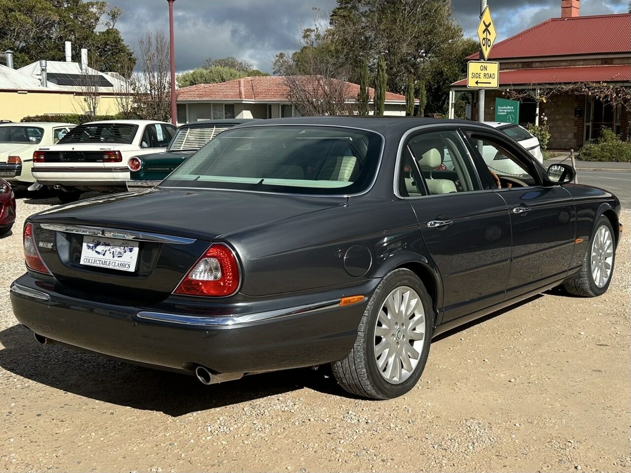 2004 JAGUAR XJ8 X350 SOVEREIGN 6 SP AUTOMATIC 4D SEDAN