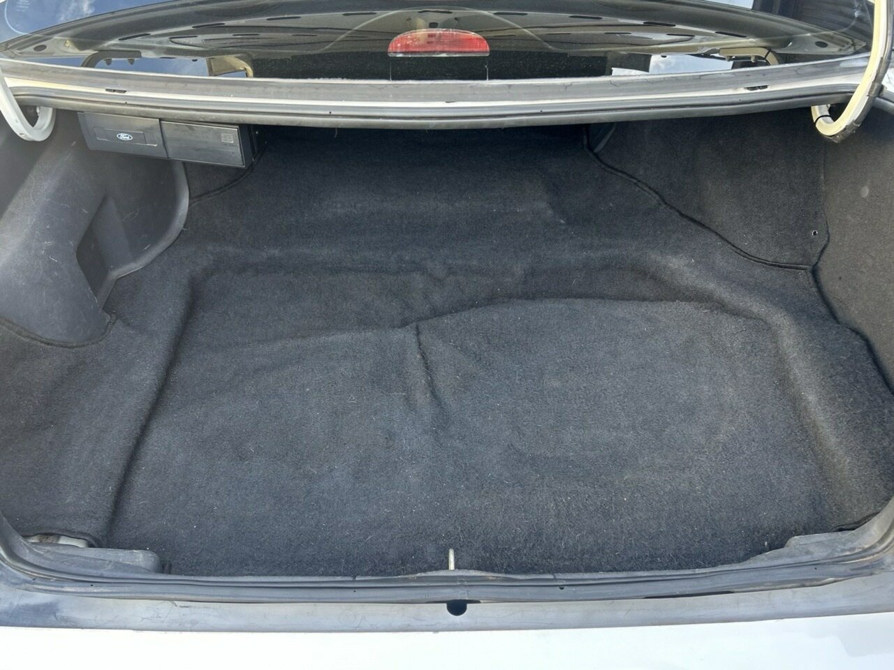 1993 FORD LTD DC 4 SP AUTOMATIC 4D SEDAN