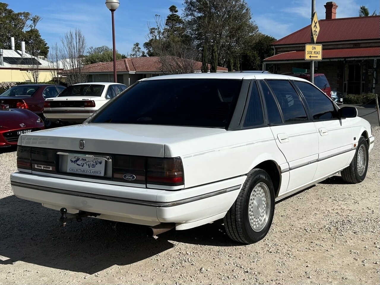 1993 FORD LTD DC 4 SP AUTOMATIC 4D SEDAN