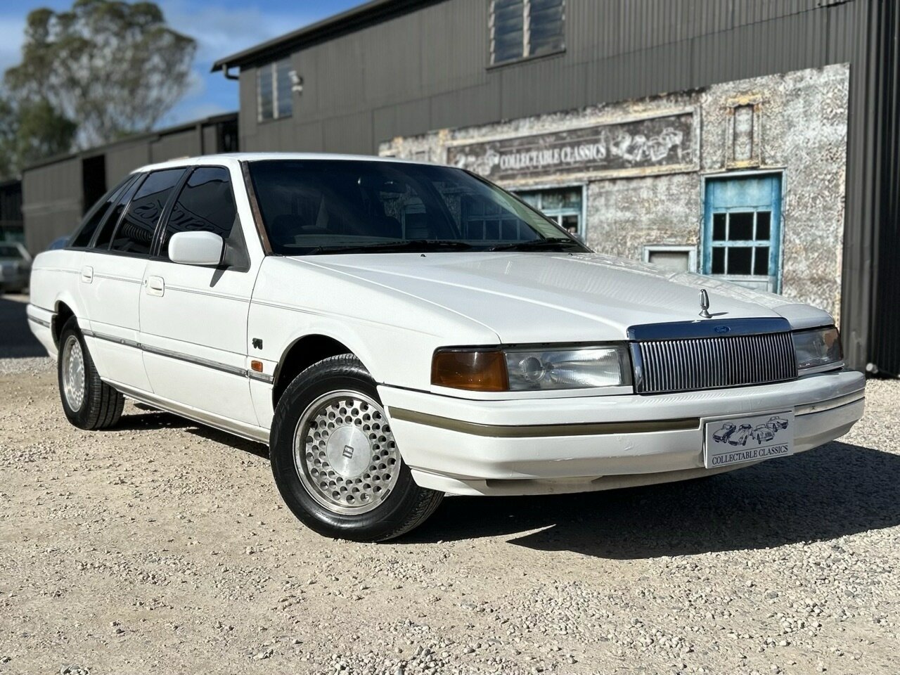 1993 FORD LTD DC 4 SP AUTOMATIC 4D SEDAN
