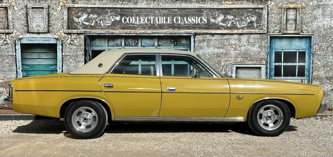 1977 CHRYSLER REGAL CL SE 3 SP AUTOMATIC 4D SEDAN