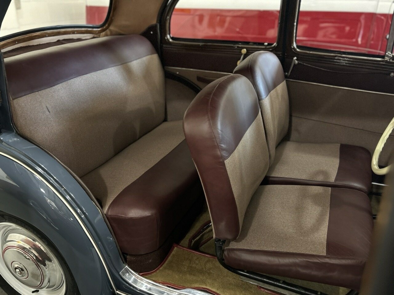 1949 SIMCA 8 1200 BERLINE 4 SP MANUAL SEDAN