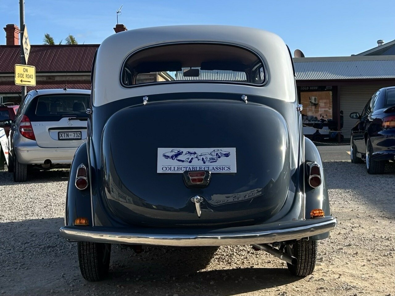 1949 SIMCA 8 1200 BERLINE 4 SP MANUAL SEDAN