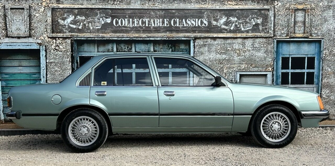 1981 HOLDEN COMMODORE VC L 3 SP AUTOMATIC 4D SEDAN